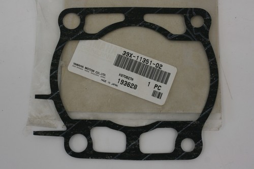 Cylinder base gasket - base,