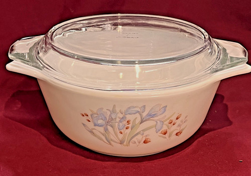 Vintage pyrex blue - blue, round