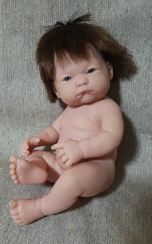Born now berenguer - ●,