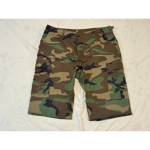 Military woodland camo - us,