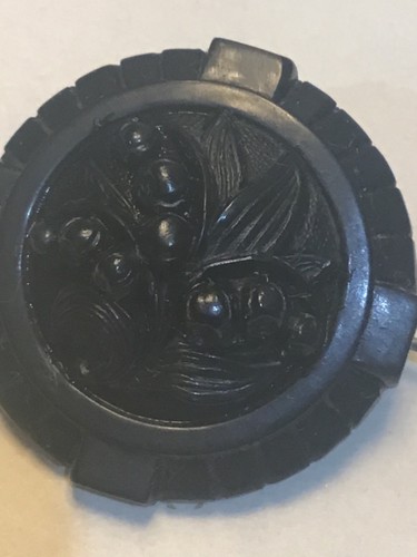Victorian whitby jet brooch - whitby,