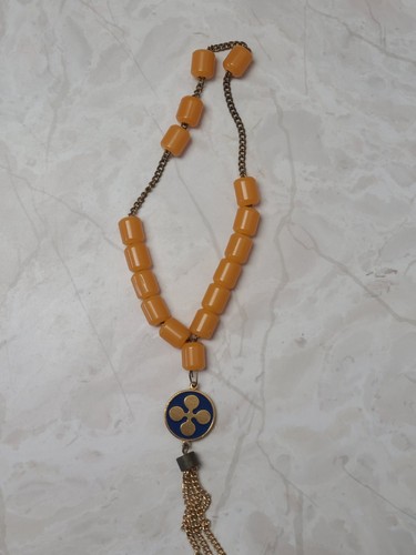 Epirotiki lines amber colored - amber,