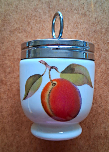 Royal worcester porcelain egg - worcester,