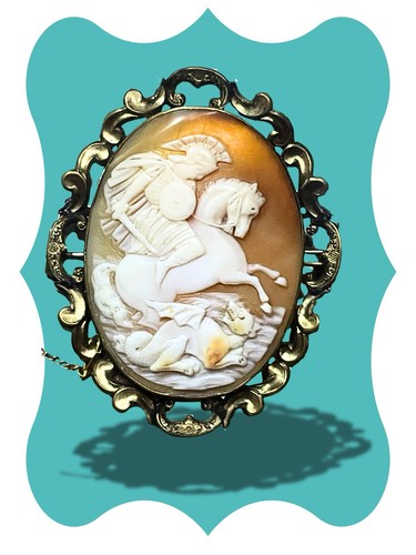 Antique cameo brooch - cameo, depicting