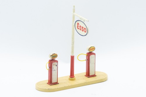 Vintage dinky toys 781 - toys, no