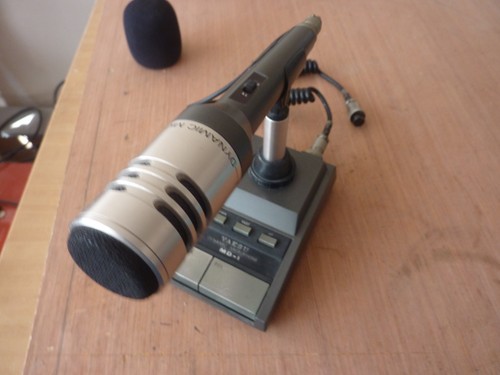 Yaesu 1b8 desk - desk, microphone