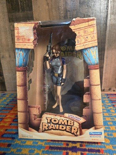 Tomb raider lara - croft, in