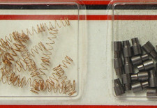 LIMA 600875 x 10 CARBONCINI CARBONI + MOLLE per MOTORE "G" LOCO SCALA H0 0 1/45