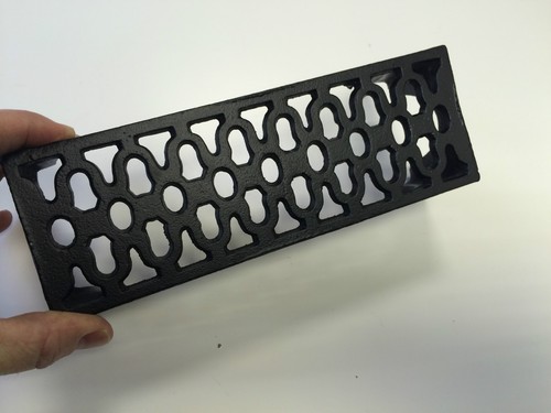 Cast air brick key hole - brick,