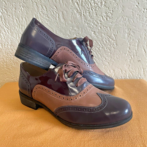 Clarks narrative women - narrative, women’s