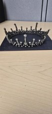 Black crown - black,