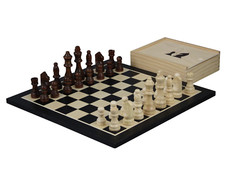 Black And White Chess Set With