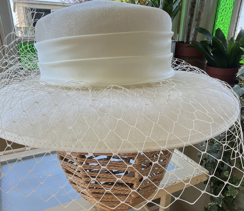 Bhs ivory formal hat with - formal,