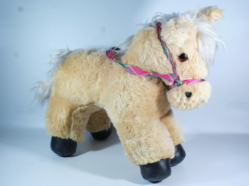 Vintage russ berrie - 1970s, pony