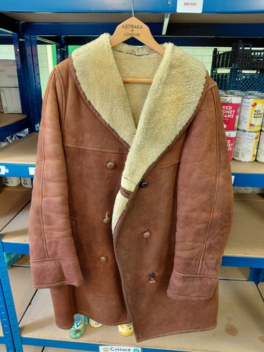 Vintage men tan sheepskin - men's,