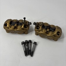 Triumph Speed Triple 1050 2005 -07  Radial Front Calipers & Bolts  #D26