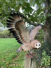 COLOURED METAL FLYING OWL BIRD
