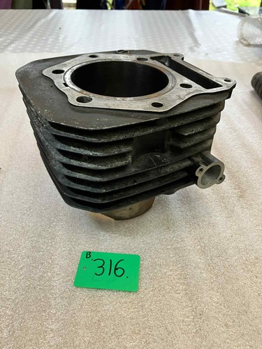 Suzuki 600 1985 - suzuki, engine