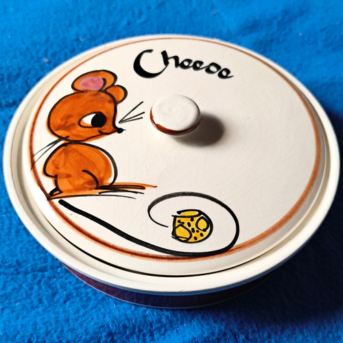 Small round toni - round, raymond