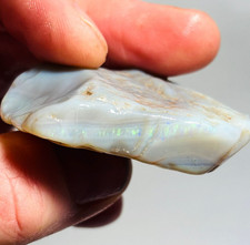 230 crt Lightning Ridge Opal