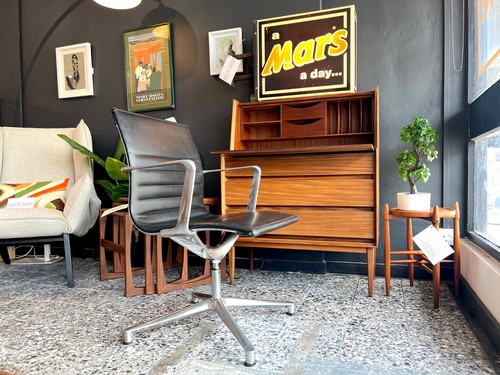 Eames ea108 swivel - eames,
