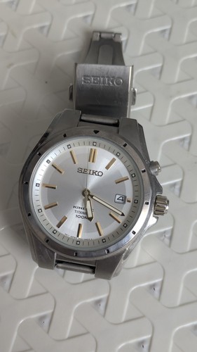 Seiko kinetic titanium - titanium, ska765
