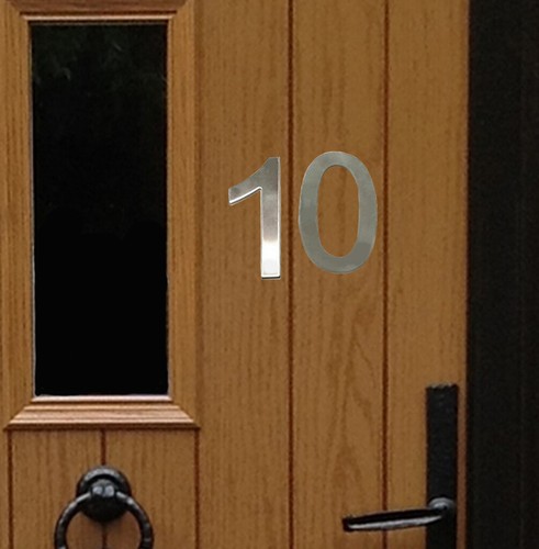 Stick house numbers no 10 - -,