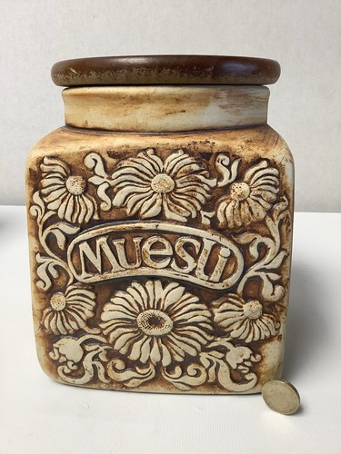 Quantock pottery earthenware - quantock,