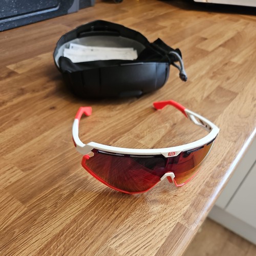 Rudy project defender neon red