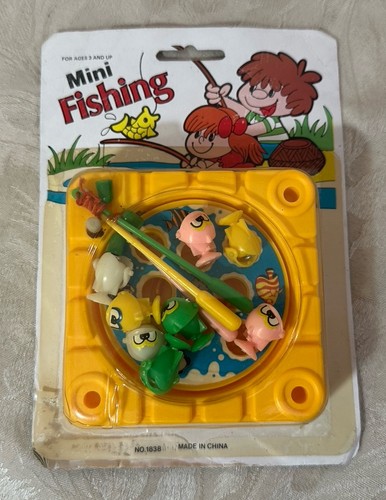Vintage magnetic fishing game - magnetic,