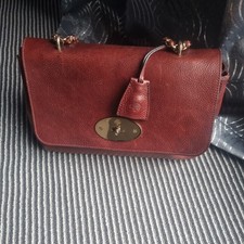 Mulberry Medium lily maroon 