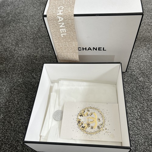 Chanel gift box - gift, ribbon