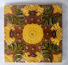 PILKINGTON ANTIQUE 6 INCH TILE  ANTIQUE SUNFLOWER AESTHETIC . (B)