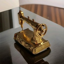 Vintage Miniature Doll's House