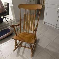 WOODEN ROCKING CHAIR