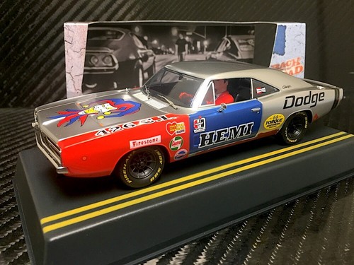 Pioneer slot car p079 dodge - slot,
