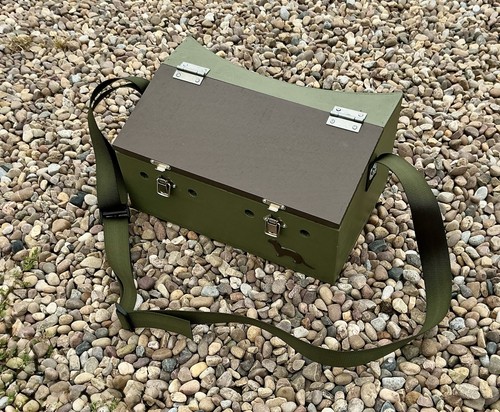 Double bow back painted - back, ferret