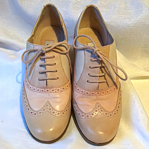 Clarks narrative women - narrative, women’s