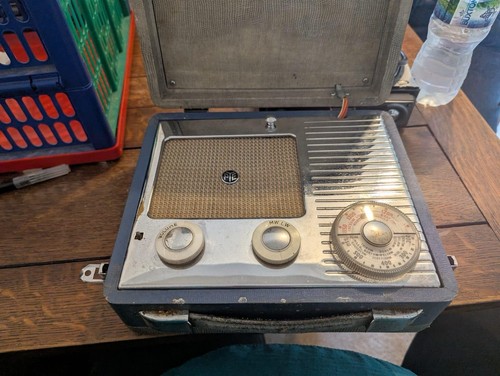 Vintage pye p114bq portable - pye,