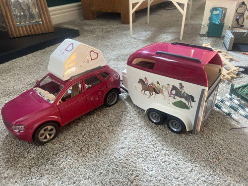 Schleich toy horse stable - horse, &