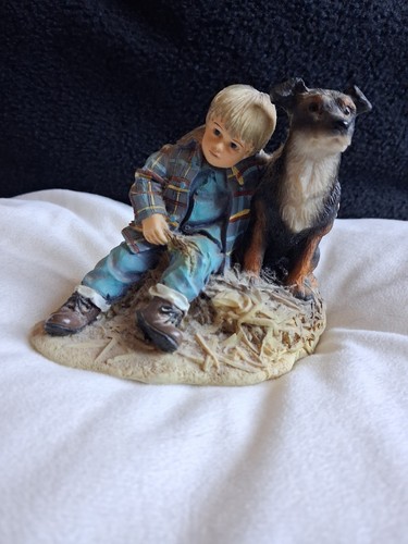 Faithful friends figurine - friends, by