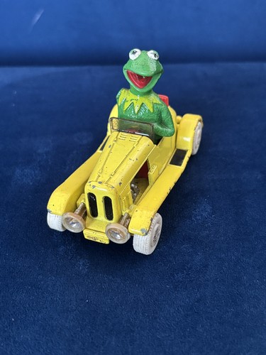 Vintage corgi kermit the frog - corgi,