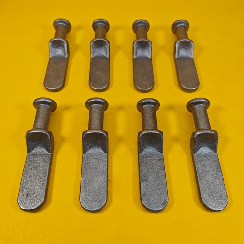 Flat tailboard lugs weld - flat,