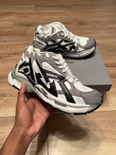BRAND NEW BALENCI RUNNER NEXT