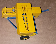 Britains Farm Bamford BL58 Hay Baler 1/32 Scale Vintage Model 9563 Missing Part