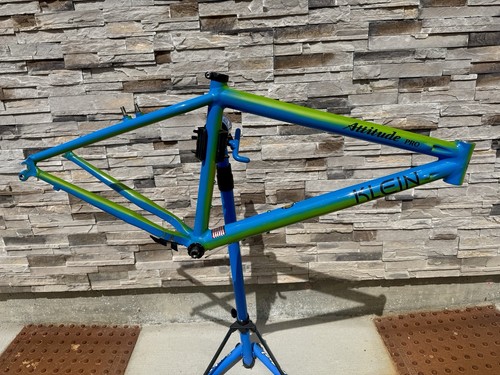 Vintage klein attitude - vintage, 16.5”