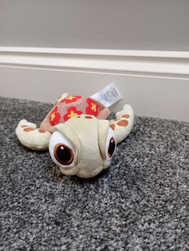 Walt disney pixar finding - walt, nemo