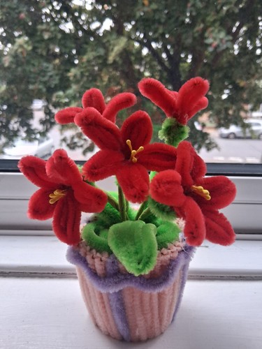 Hand made flower vase home - made,