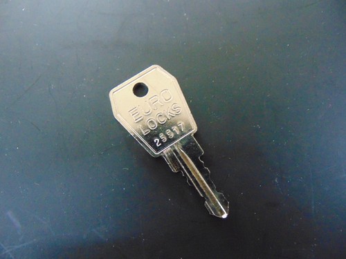 Original kamei replacement key - original,