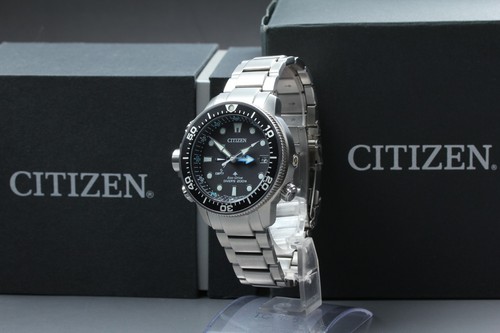 Near mint box citizen - w/,